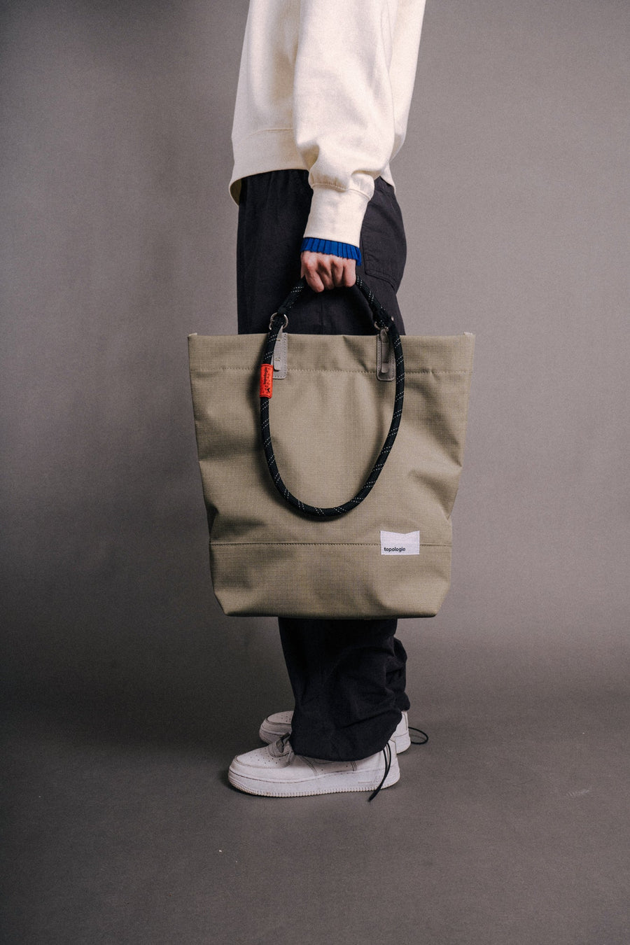 Loop Tote / Bronze / 10mm Black Reflective