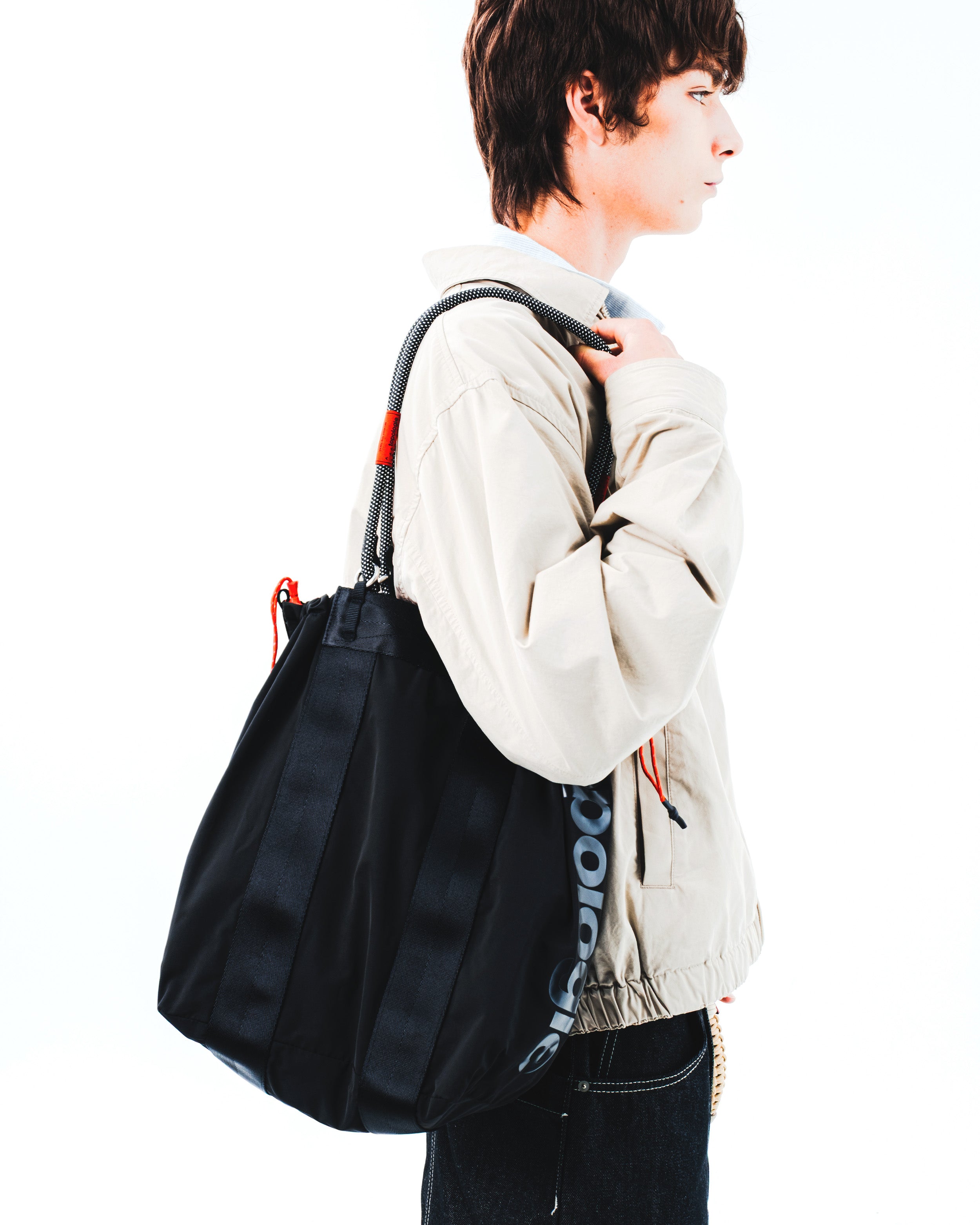 Summit Tote Medium