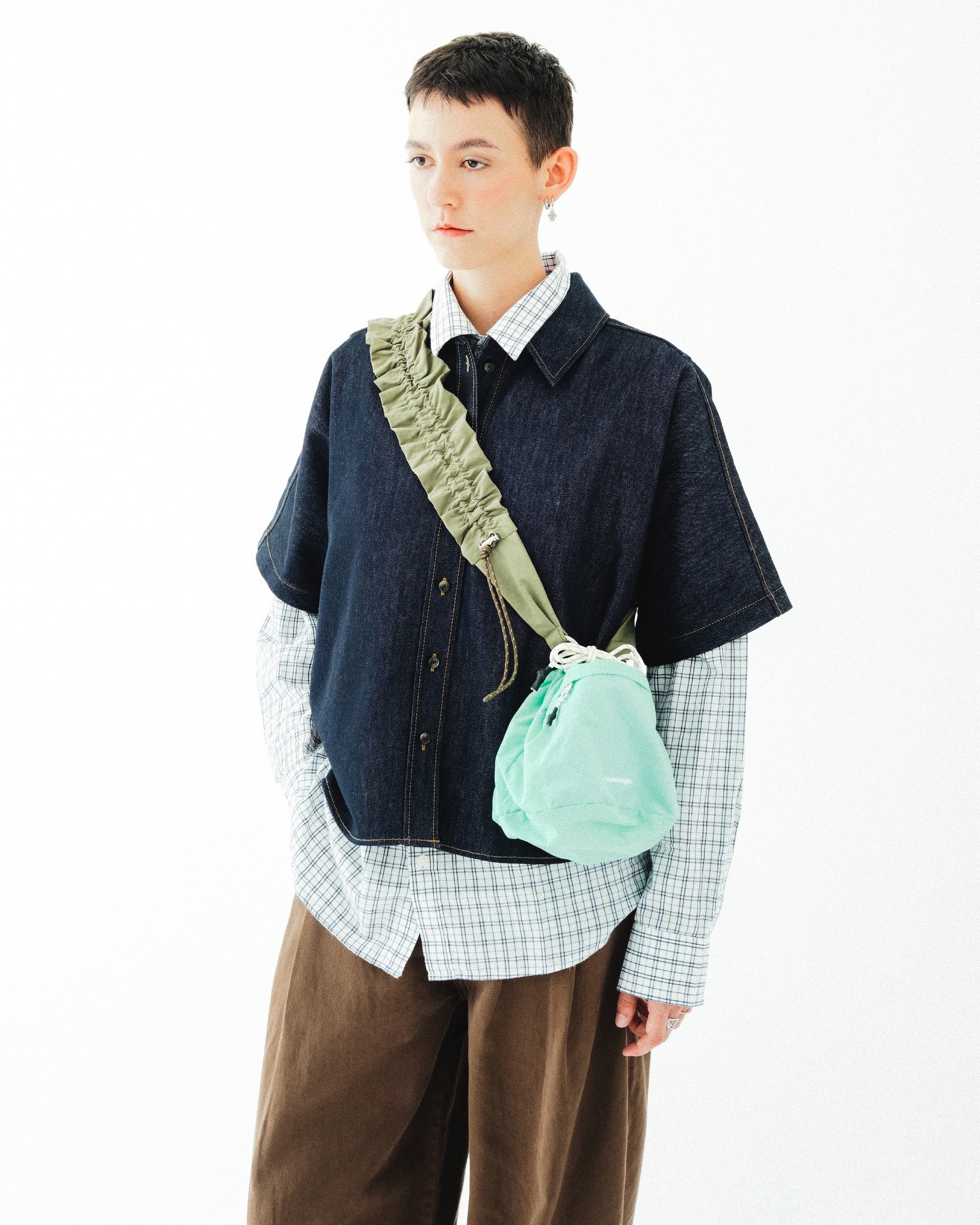 Reversible Bucket